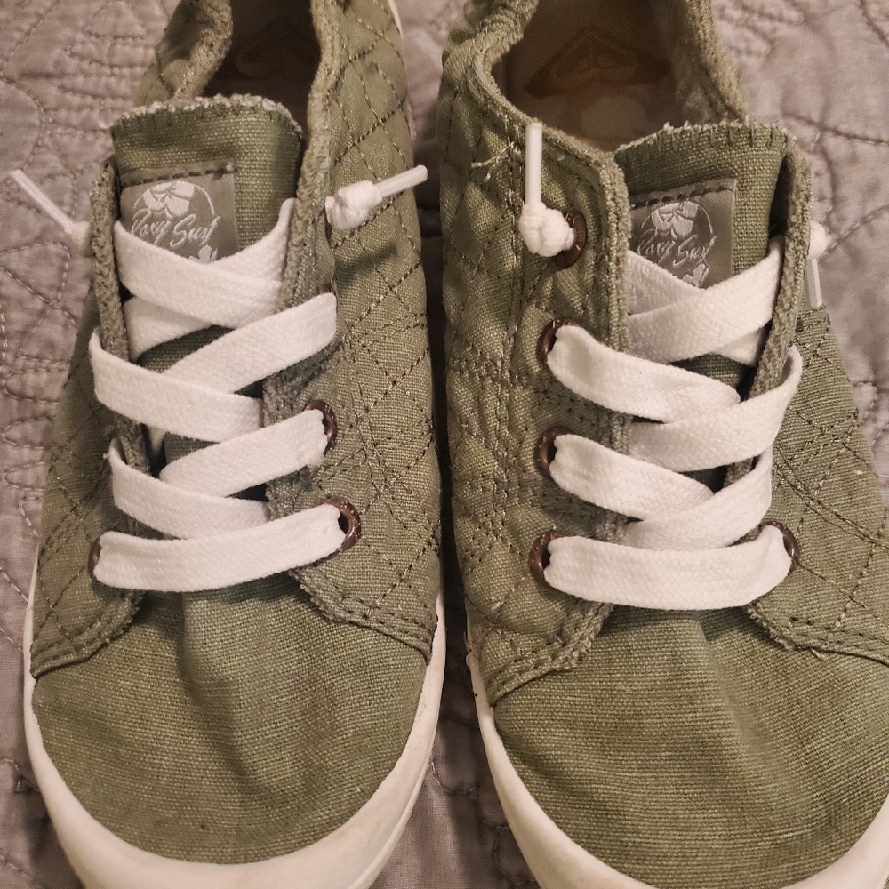 Roxy shoes